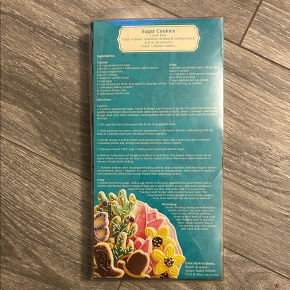 The Pioneer Woman Multicolor Cookie Cutter Collection - Picture 2 of 2